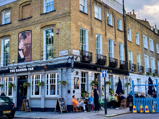 The Hansom Cab exterior