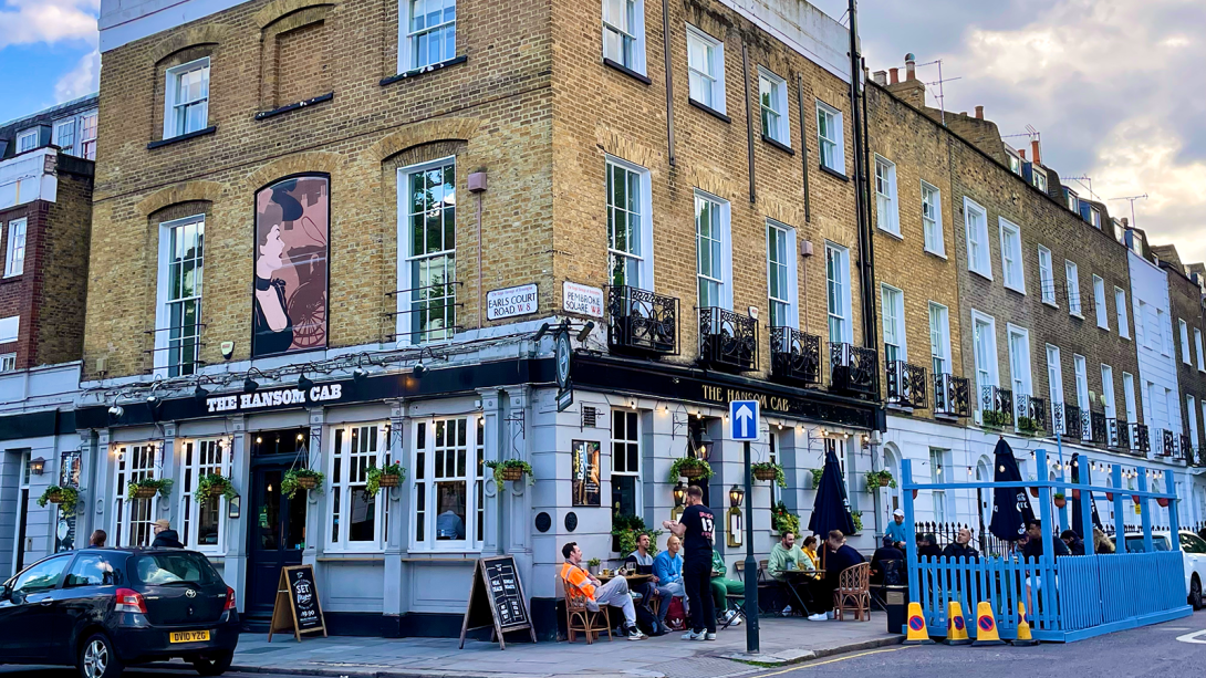 The Hansom Cab exterior