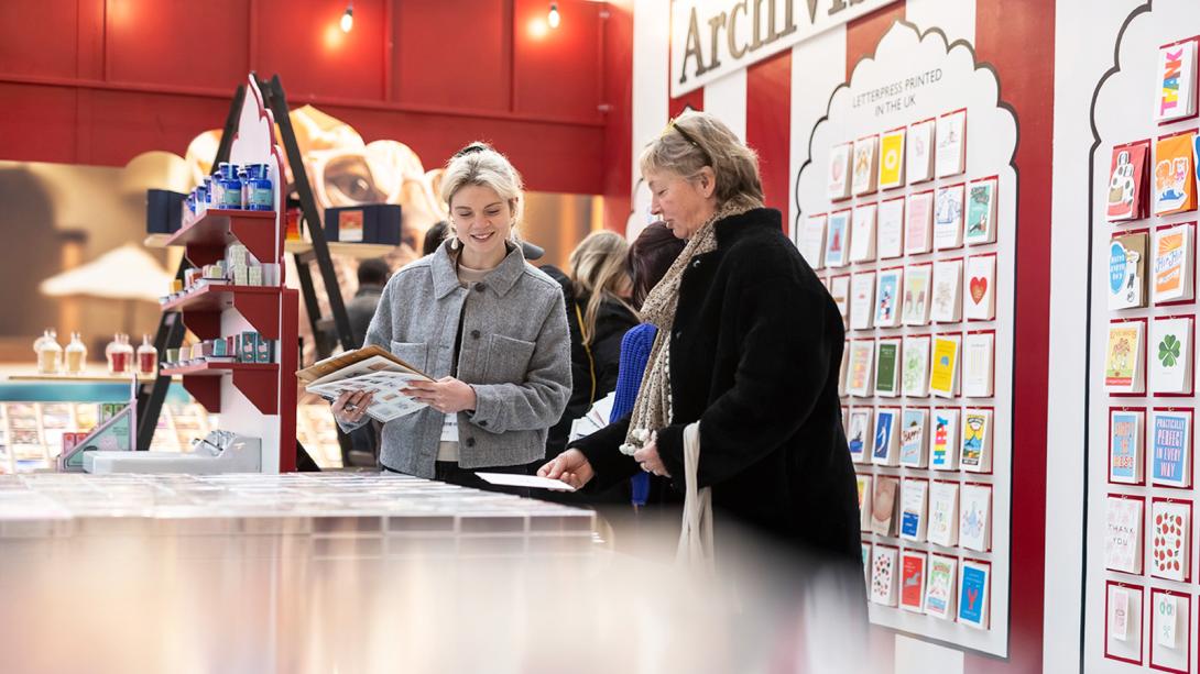 People looking at the displays at Top Drawer
