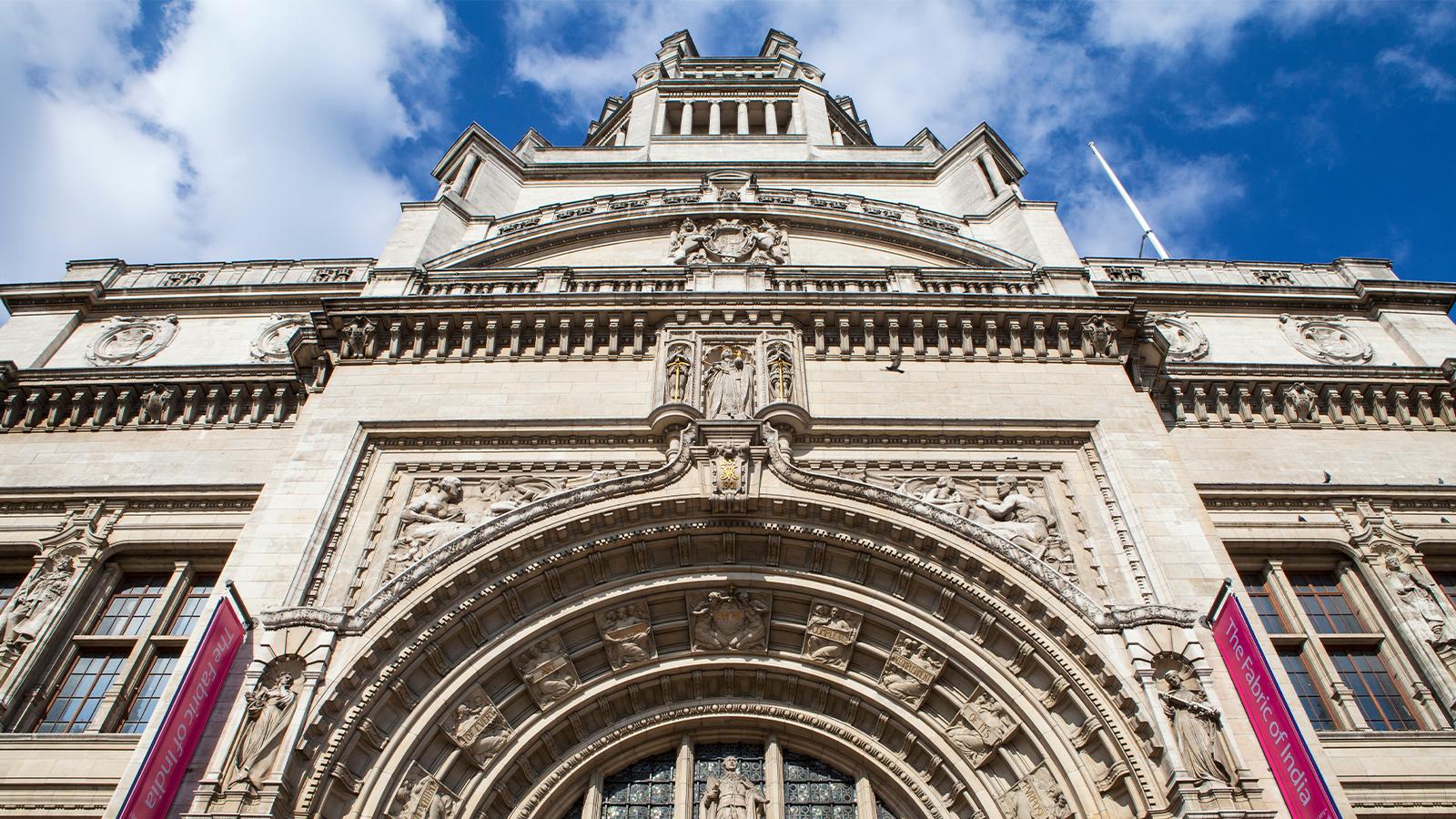  Ornate stonework at the entrance to the Victoria and Albert Museum in London.